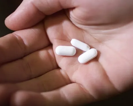 Daily Aspirin Demonstrates Major Benefit in Preventing Colorectal Cancer Recurrence, Study Finds